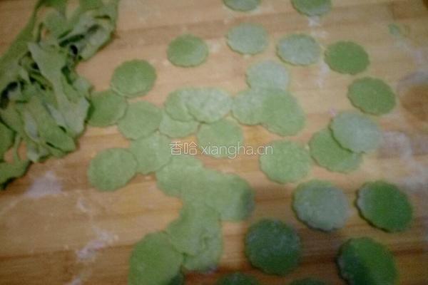 彩色蝴蝶面的做法图解7