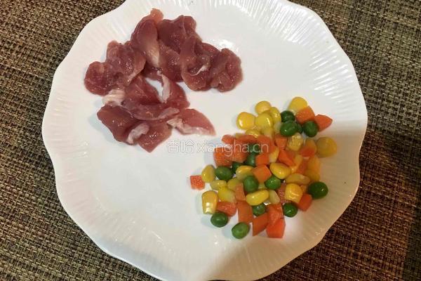 淮山炒肉片的做法图解2