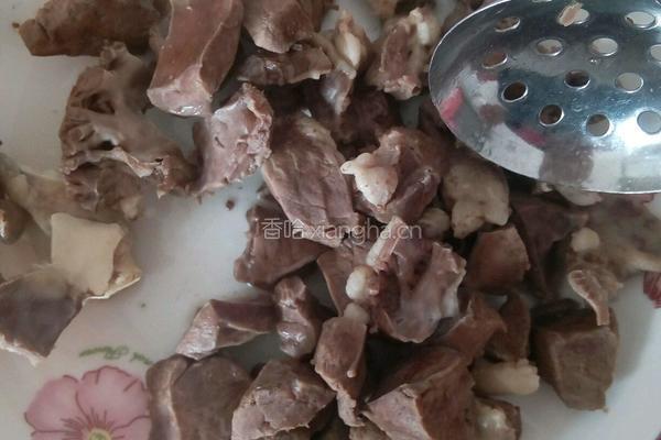 炒猪心的做法图解4