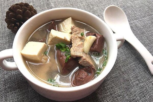 猪血豆腐汤的做法图解9
