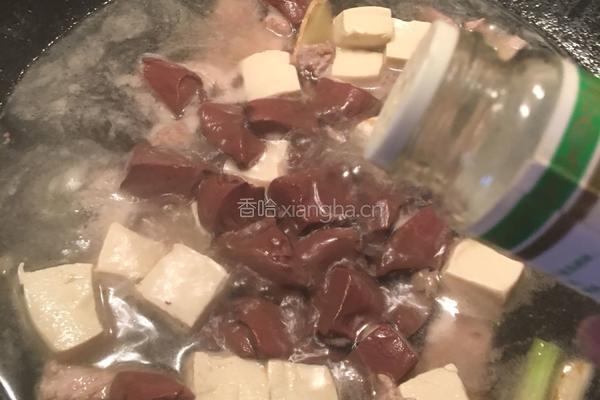 猪血豆腐汤的做法图解7