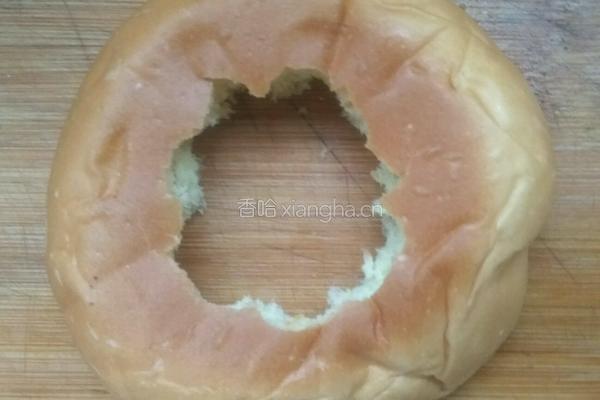 奶包煎蛋的做法图解2
