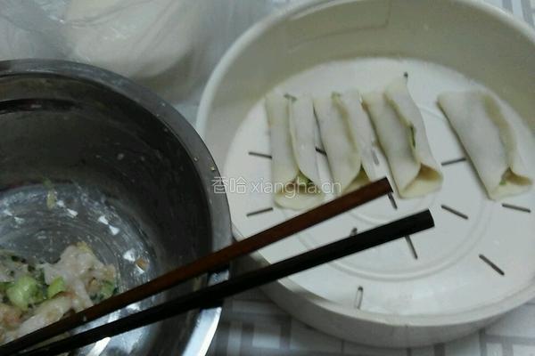 三鲜锅贴的做法图解3