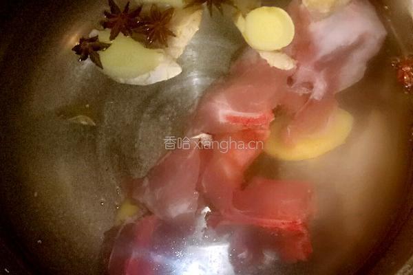 青菜骨头汤的做法图解2