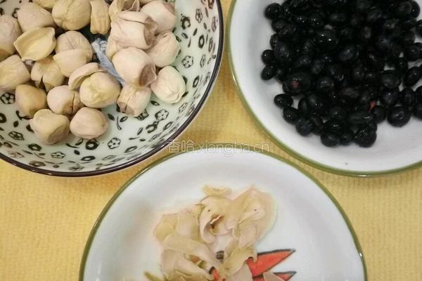 清心补肾大骨汤的做法图解3