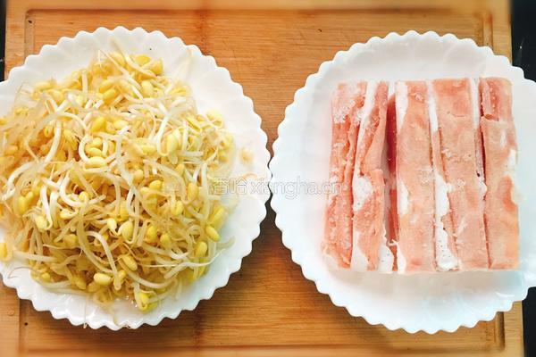 肥牛炒豆芽的做法图解1