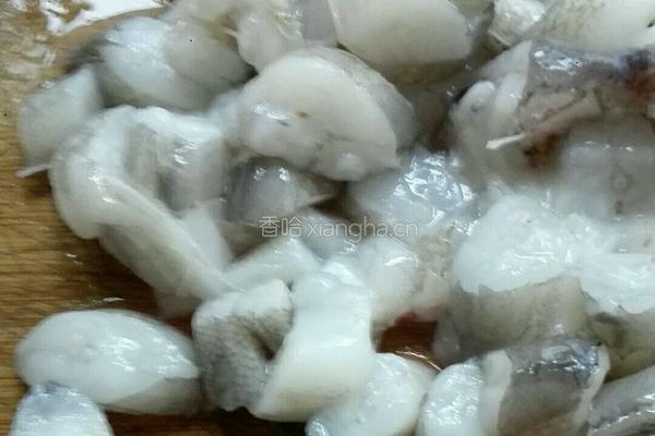 龙头鱼汤的做法图解2