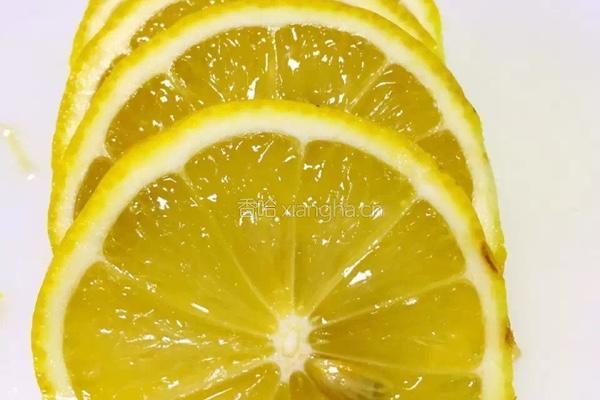 柠檬🍋蜂蜜🐝的做法图解1