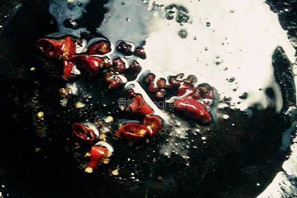 茼蒿杆炒香干的做法图解5