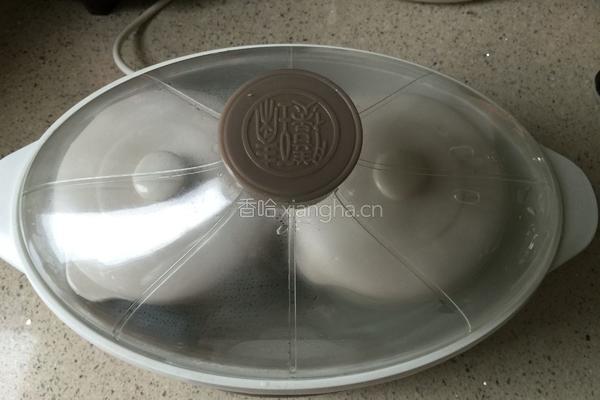 花胶虫草炖鸡汤的做法图解4