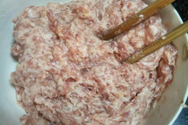 冬寒菜肉丸汤的做法图解2