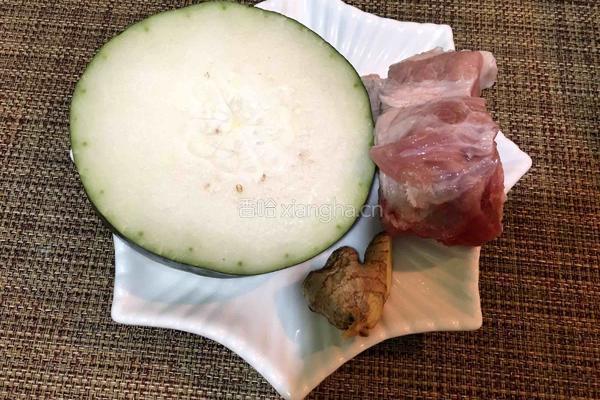 肉片炒冬瓜的做法图解1