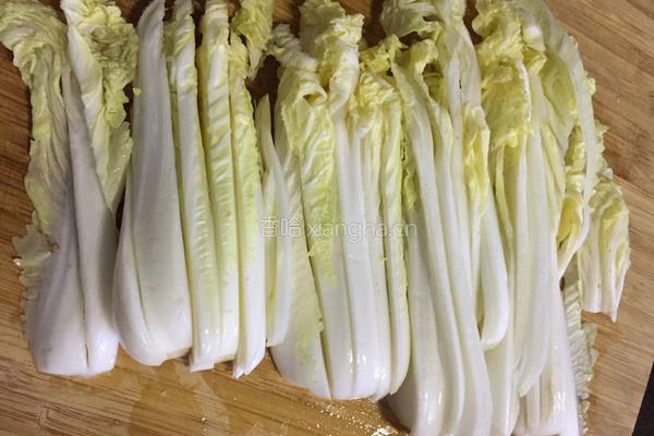 西红柿炒娃娃菜的做法图解1