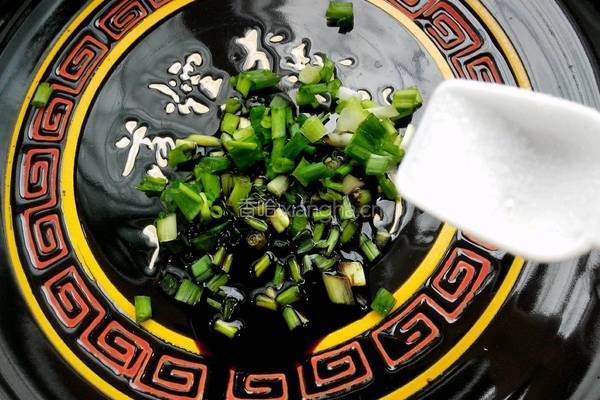 油泼面的做法图解12