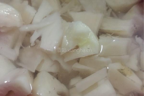 炒莲藕的做法图解1