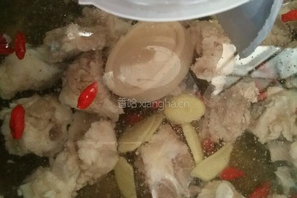 莲藕炖排骨的做法图解3