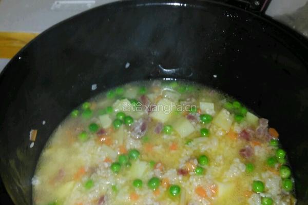 豌豆腊肠土豆闷饭的做法图解7