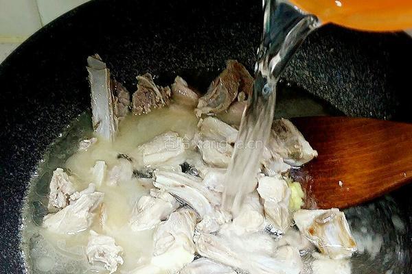 羊排萝卜汤的做法图解6