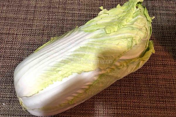 清炒大白菜的做法图解1