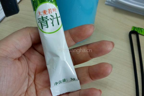 青汁馒头的做法图解1