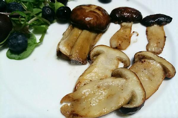 黄油煎松茸#年夜饭的做法图解9
