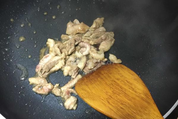 青椒炒土豆肉丝的做法图解2