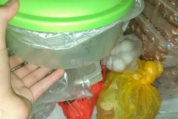 炸鲜奶的做法图解3
