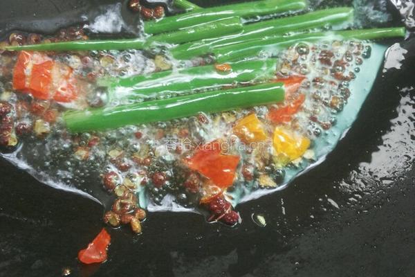 麻辣金针菇的做法图解5