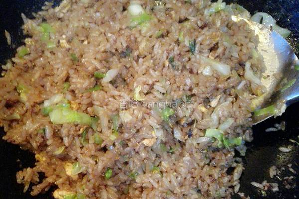 酱油炒饭的做法图解11
