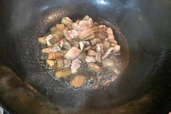 大头萝卜干炒肉的做法图解3
