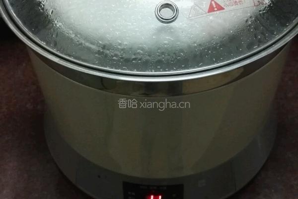 陈皮杞子瘦肉粥的做法图解2