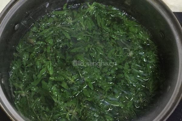 荠菜鲜贝汤的做法图解3