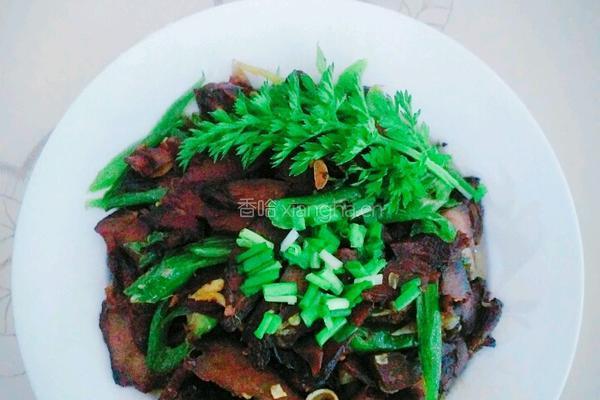 青椒炒卤猪舌的做法图解6