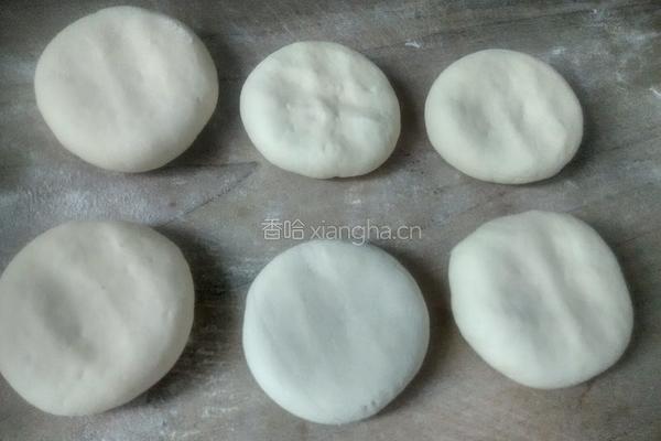 猪肉大葱馅饼的做法图解6