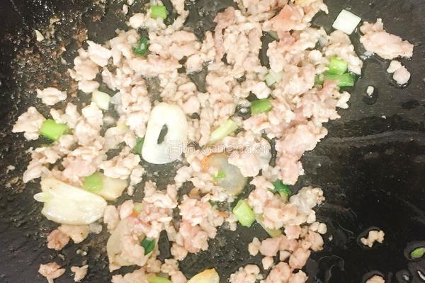 肉沫豌豆的做法图解6