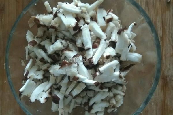 香菇油菜素米粉的做法图解2