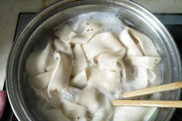 自制油泼面的做法图解8