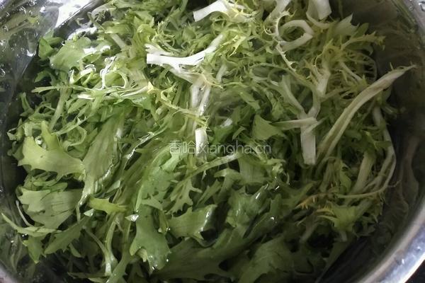 凉拌苦菊的做法图解1