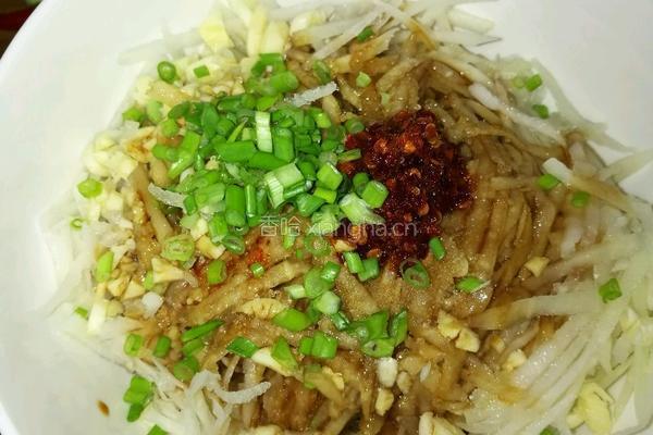 凉拌水果苤蓝的做法图解3