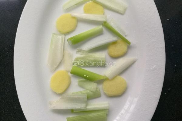 清蒸鲫鱼的做法图解7