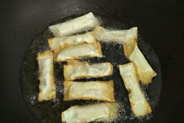 香酥香蕉馄饨的做法图解7