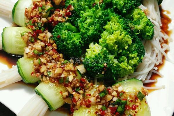 凉拌金针菇黄瓜卷的做法图解11