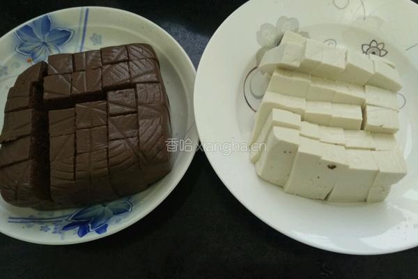 鸭血豆腐汤的做法图解2