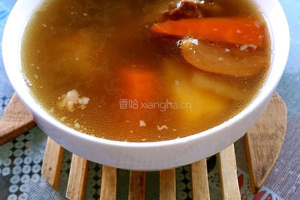 雪莲果猪骨汤的做法图解7