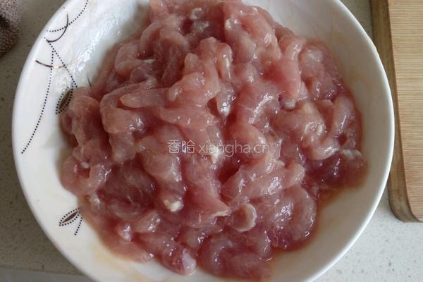 京酱肉丝的做法图解1