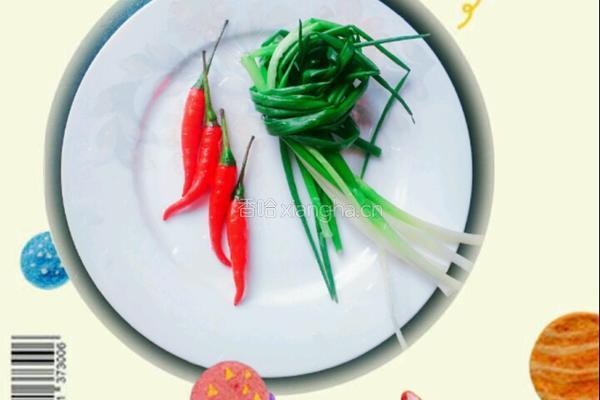 红椒芝麻炒榨菜的做法图解3