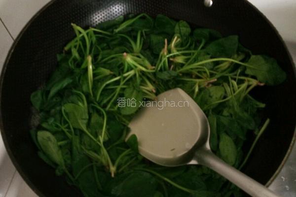 菠菜炒鸡蛋的做法图解2