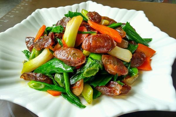 腊肠炒青蒜的做法图解8