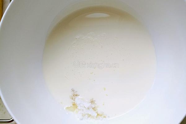 草莓奶油蛋糕卷的做法图解17