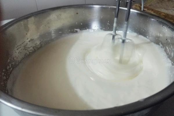 葡萄干纸杯蛋糕的做法图解4